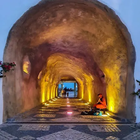 Casa Girassol Old Town Apartment Albufeira