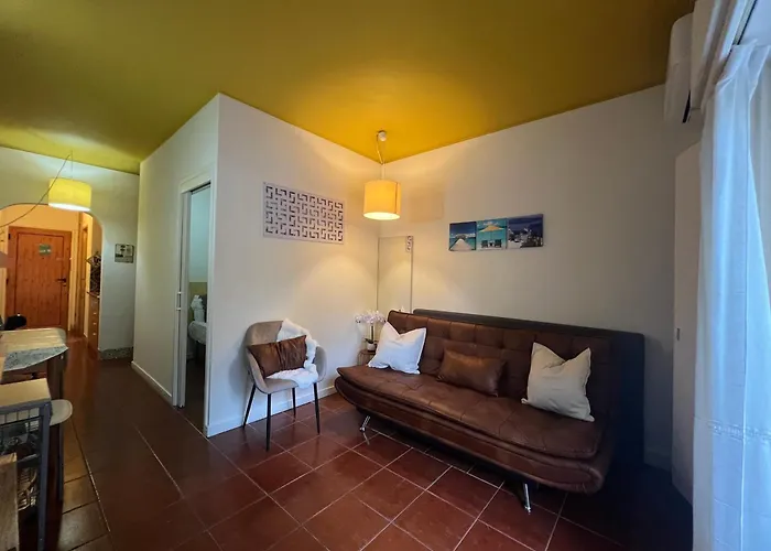 Casa Girassol Old Town דירה אלבופיירה