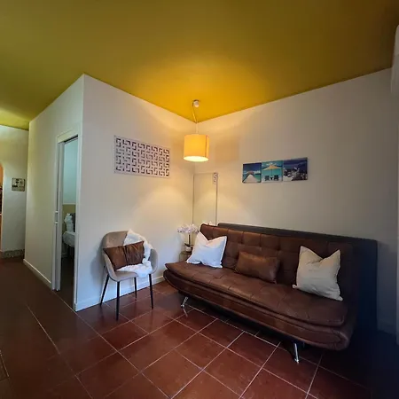 Casa Girassol Old Town Apartment Albufeira